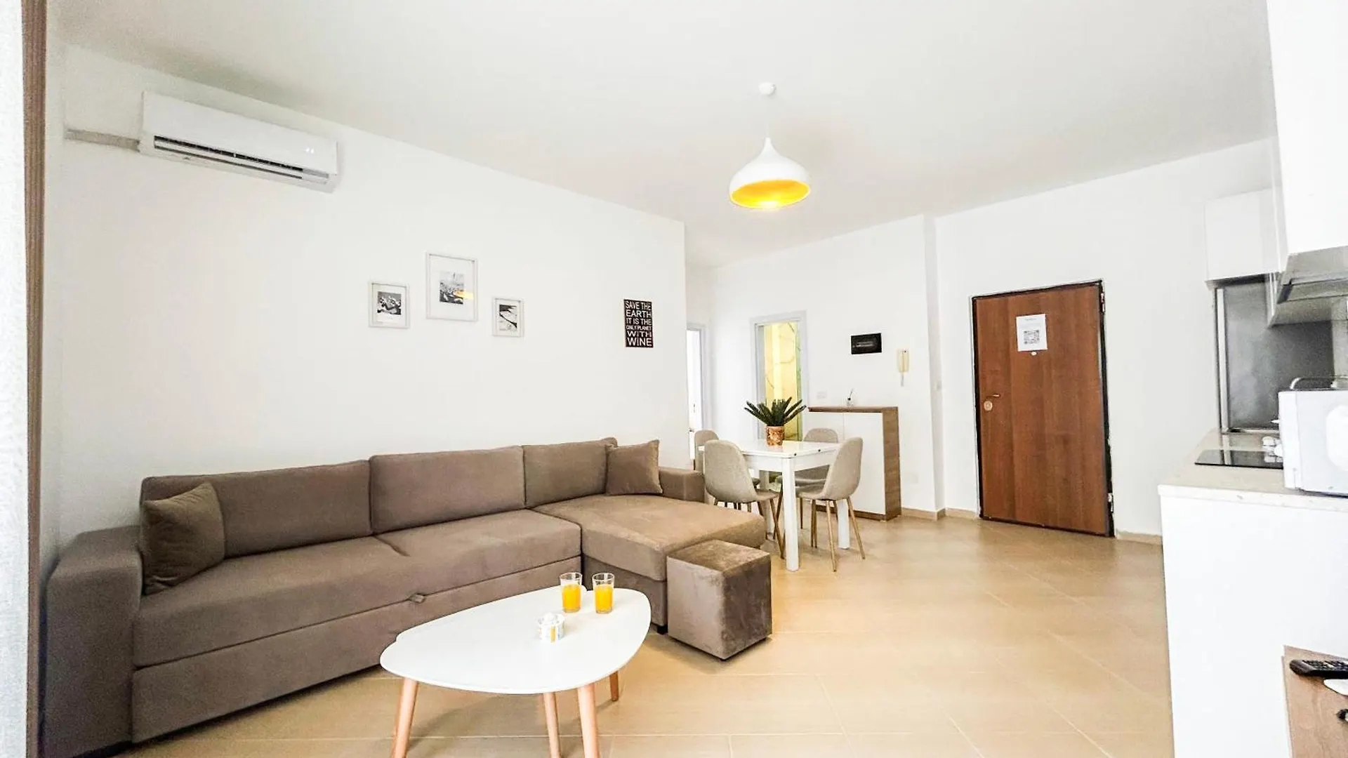 Inn Balkan Bliss 826 Golem  Albania